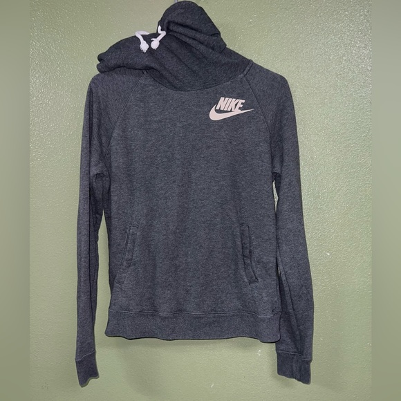 Nike pullover - Picture 2 of 6